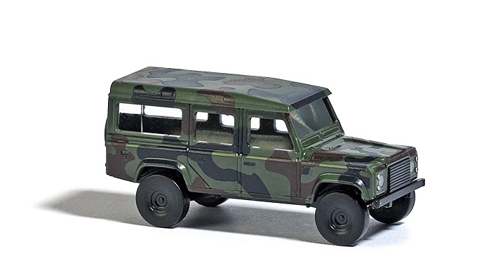 Busch 8377 - 1/160 / N Land Rover Defender - Militär - Neu