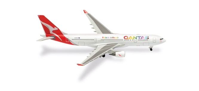 Herpa 537148 - 1/500 Qantas Airbus A330-200 "Pride is in the Air" VH-EBL "Whitsu
