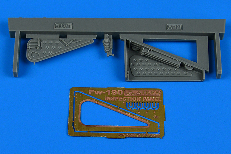 Aires 2247 - 1:32 Fw 190 inspection panel - late for Revell - Neu