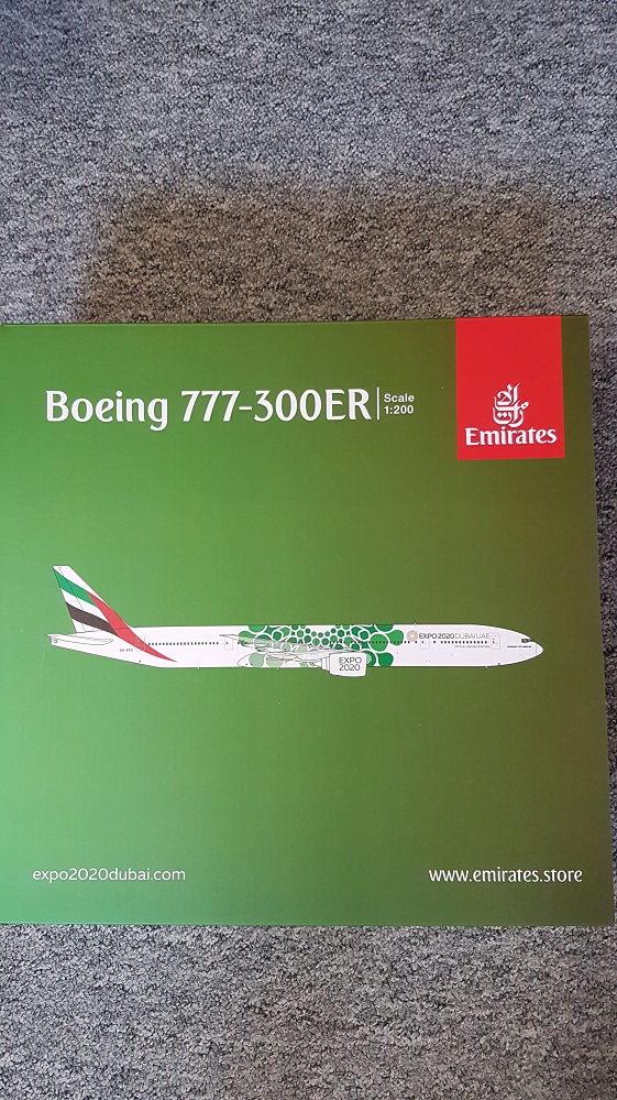 Herpa 570664 - 1/200 Emirates Boeing 777-300ER Expo 2020 Dubai ‚Sustainability‘