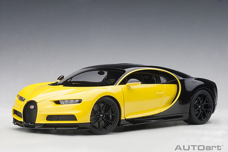 AUTOart 70994 - 1/18 Bugatti Chiron - Jaune Molsheim - Yellow / Nocturne Black