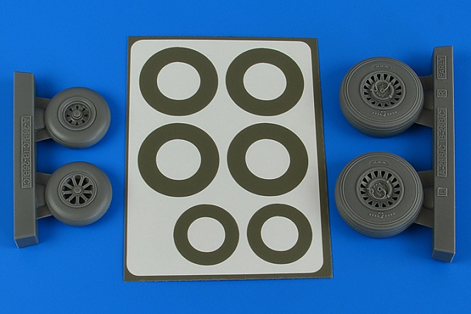 Aires 4841 - 1:48 A-26B/C (B-26B/C) Invader wheels & paint masks early for ICM